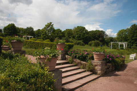 Der Park Rosenhöhe mit Rosarium in Darmstadt