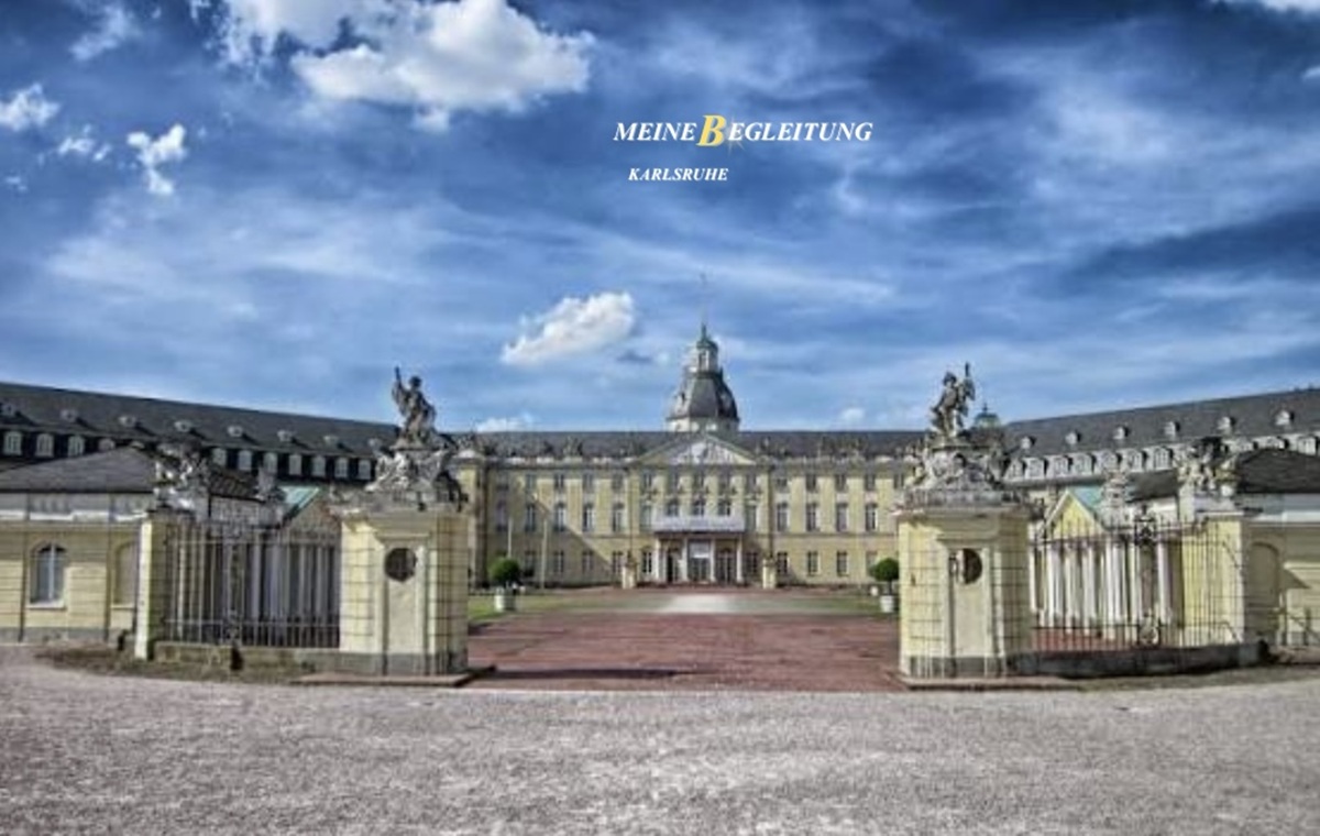 Karlsruhe Stadt mit Schloss